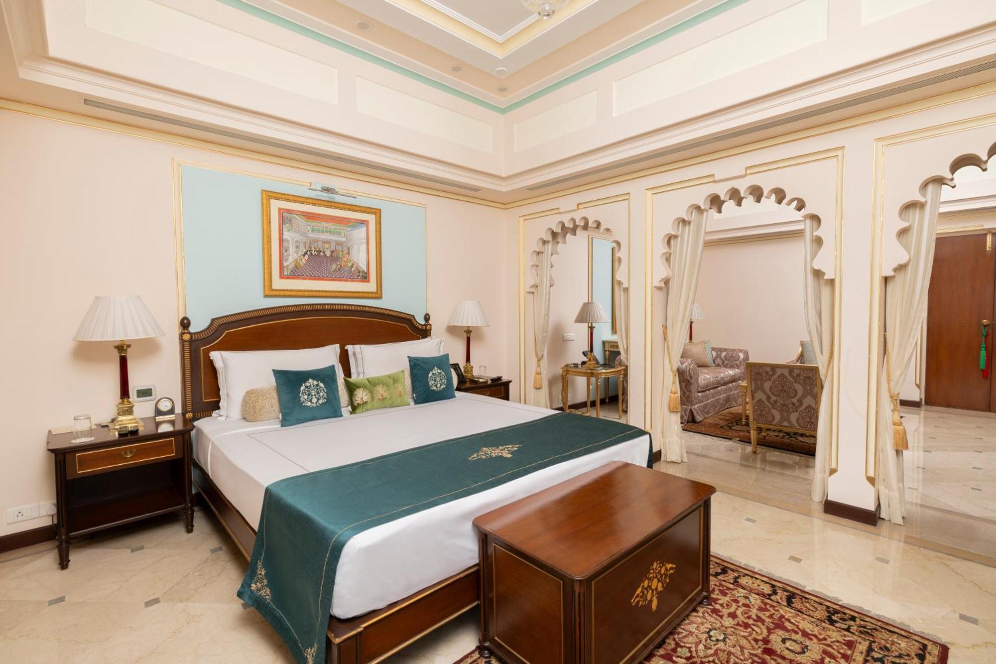 Taj Fateh Prakash Palace Удайпур Экстерьер фото