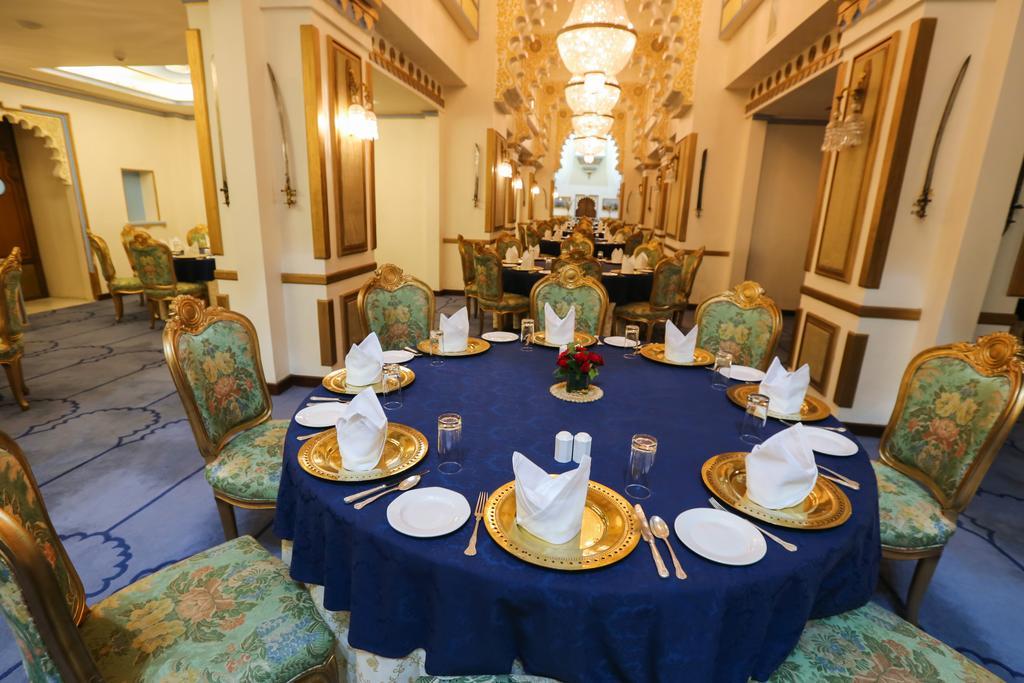 Taj Fateh Prakash Palace Удайпур Экстерьер фото