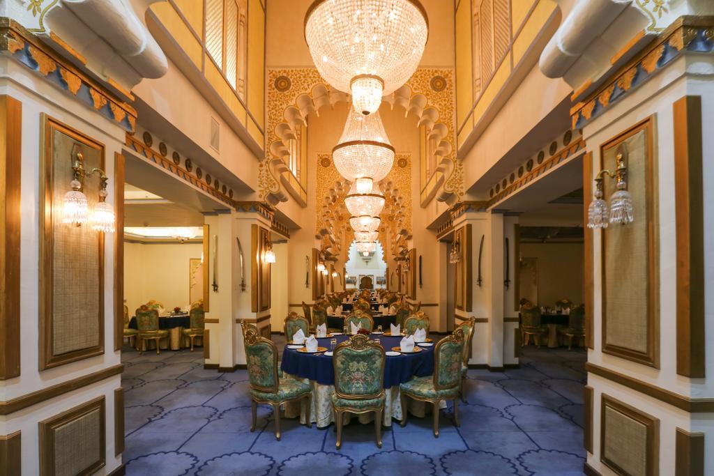 Taj Fateh Prakash Palace Удайпур Экстерьер фото